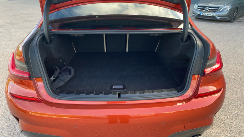 BMW 3 Series 330e M Sport 4dr Step Auto Saloon